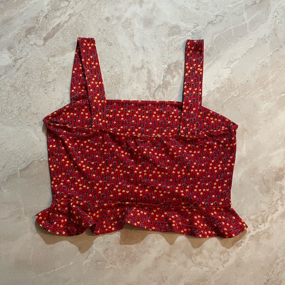Forever 21 Red top with Flowers size Small - Picture 3 of 4